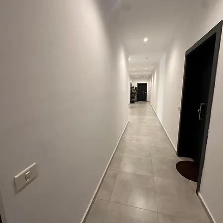 Modern 3 Min From Lungomare Vlore