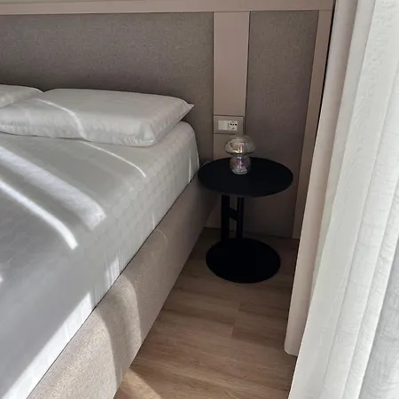 Modern 3 Min From Lungomare Apartman *