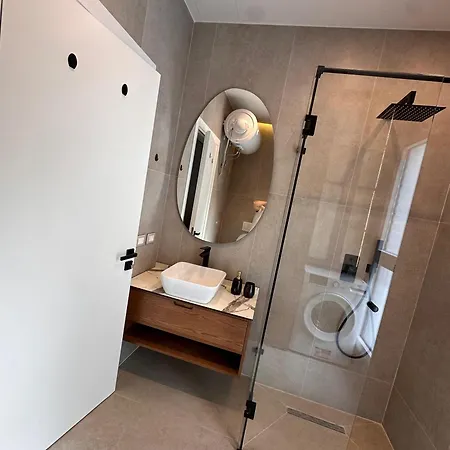 Apartman Modern 3 Min From Lungomare Vlora